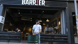 Barrier Coffee'ye 